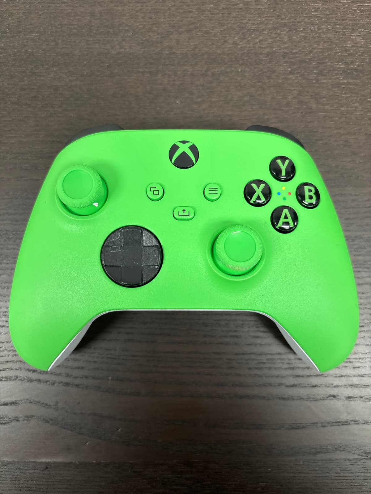 Microsoft Xbox Series Wireless Controller - Electric Volt Green